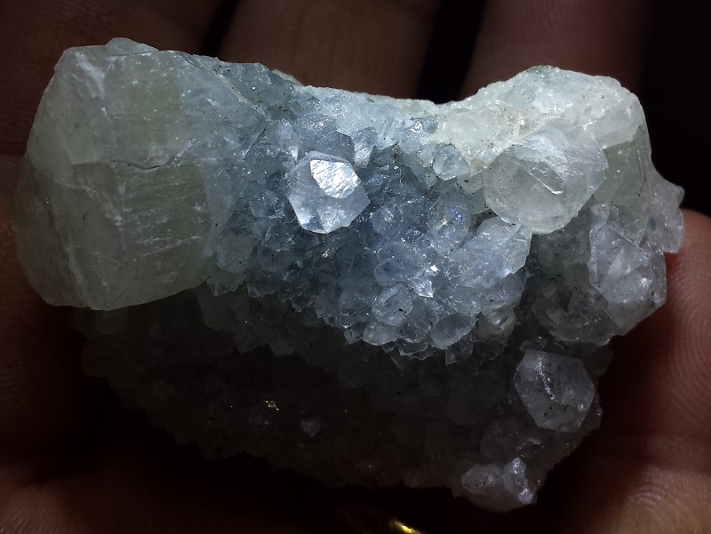 Apophyllite Chalcedony specimen