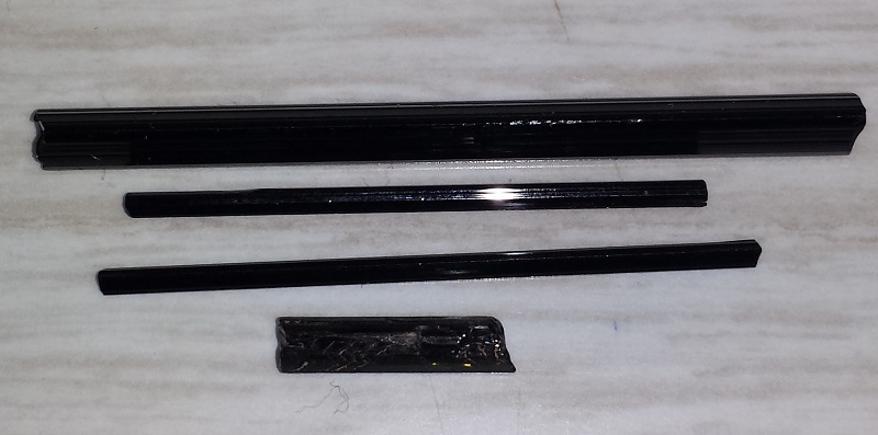 4 pieces of Black Tourmaline