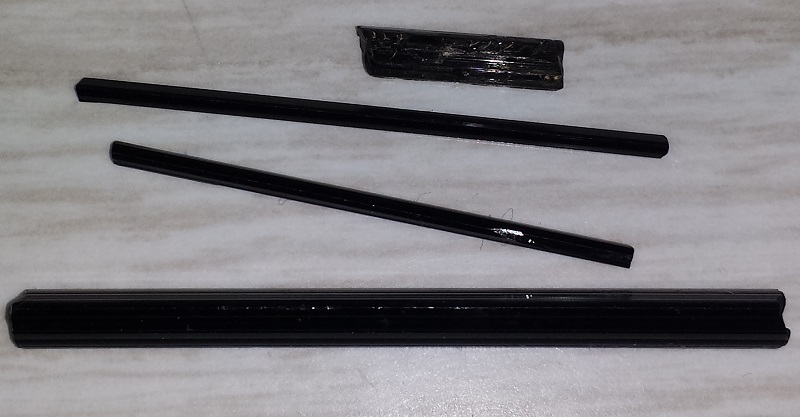 4 pieces of Black Tourmaline