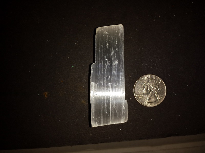 1 piece of Selenite and 2 pieces of Quarts Crystals