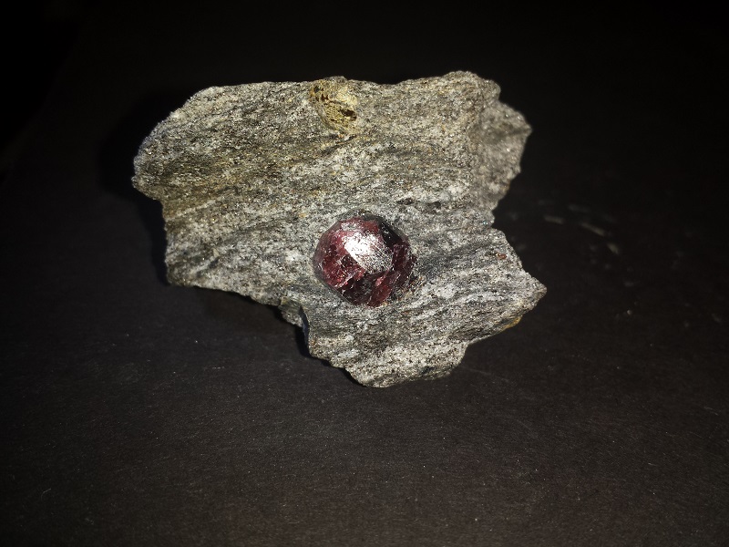 Garnet Crystal