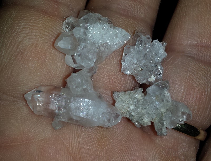 4 pieces of Quartz Crystals