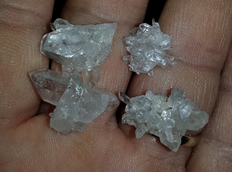 4 pieces of Quartz Crystals