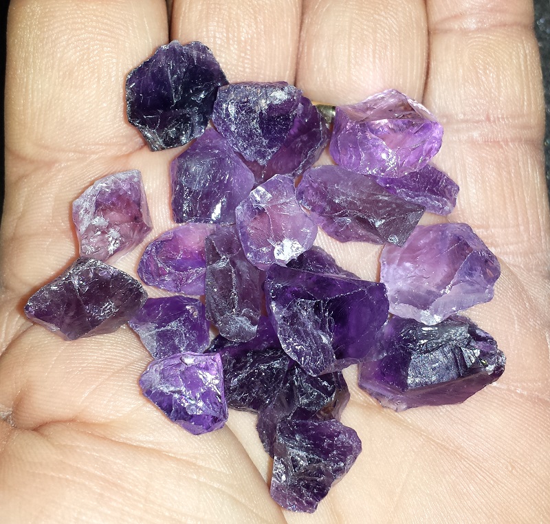 21 Amethyst Crystals