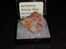 Wulfenite