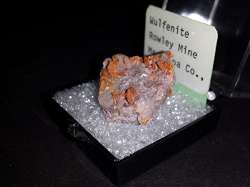 Wulfenite