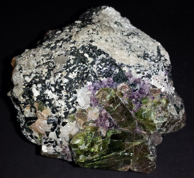 Fluorite, Pyroxene and Calcite 