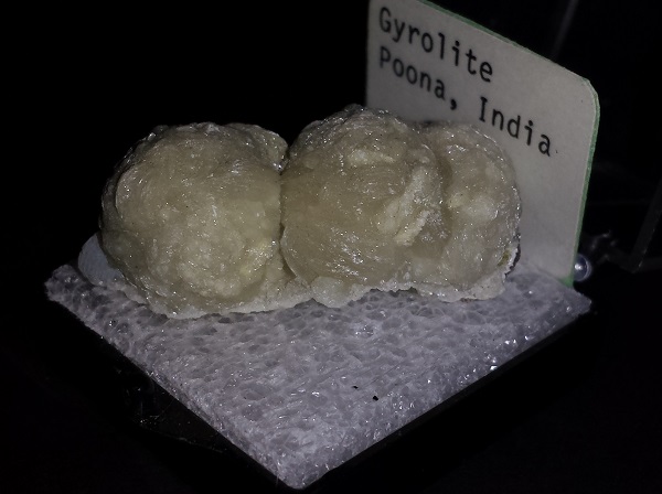 Gyrolite specimen