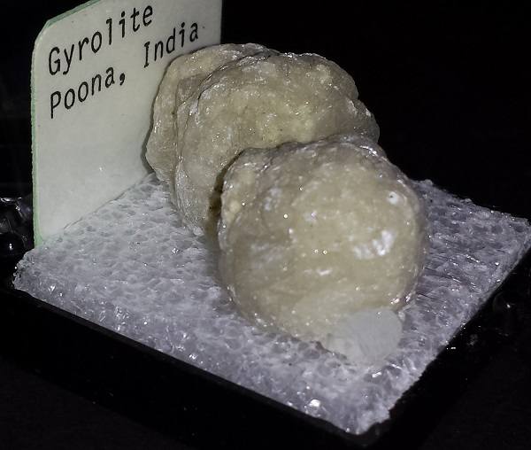 Gyrolite specimen