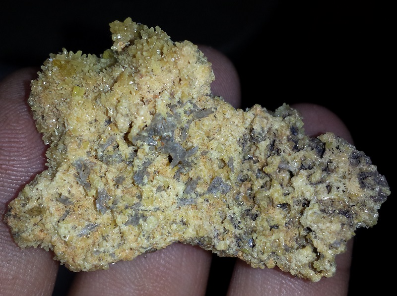 Yellow Mimetite specimen