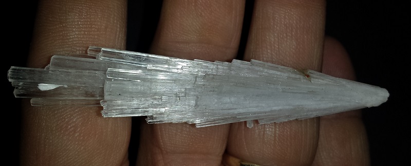 Scolecite Crystal spray